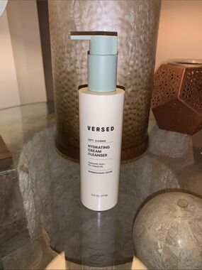 Versed Soft Cleanse Hydrating Cream Cleanser